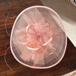 Delicate Pink Feathered Fascinator Derby Hat Headband Vintage